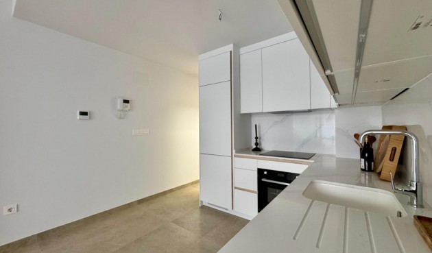 Resale - Apartment -
Torrevieja - Habaneras