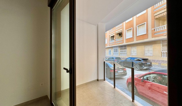 Resale - Apartment -
Torrevieja - Habaneras