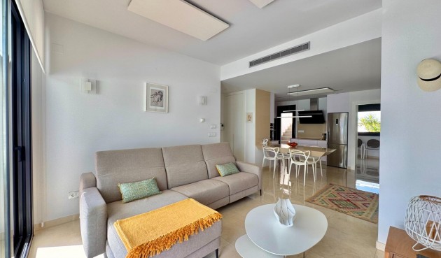 Resale - Villa -
San Miguel de Salinas - Bellavista