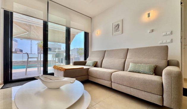 Resale - Villa -
San Miguel de Salinas - Bellavista