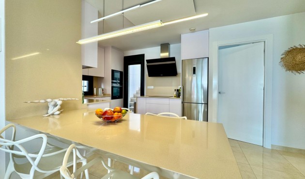 Resale - Villa -
San Miguel de Salinas - Bellavista