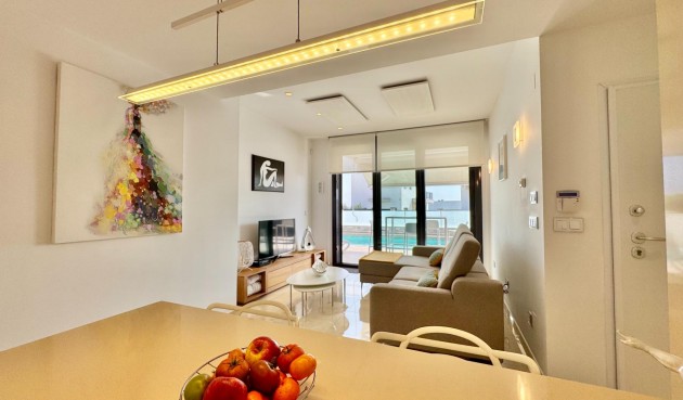 Resale - Villa -
San Miguel de Salinas - Bellavista
