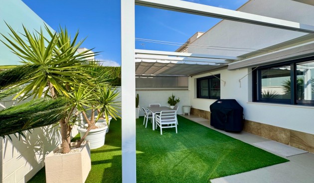 Resale - Villa -
San Miguel de Salinas - Bellavista