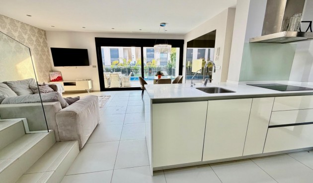 Resale - Villa -
Rojales - Cuidad Quesada