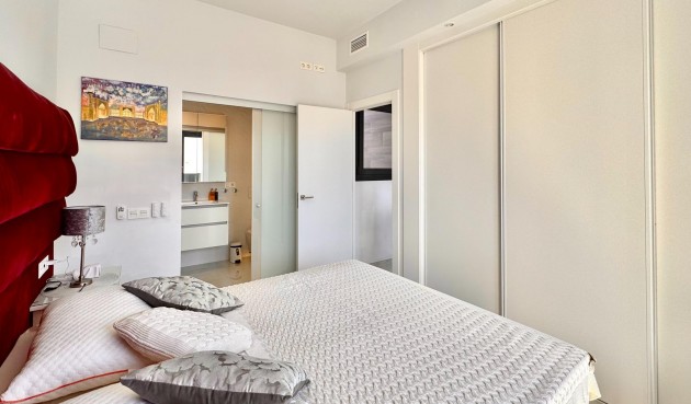 Resale - Villa -
Orihuela Costa - Lomas de Cabo Roig