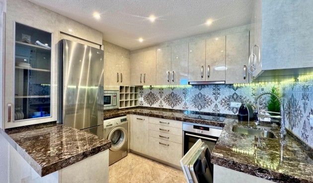 Resale - Apartment -
Torrevieja - Torre La Mata