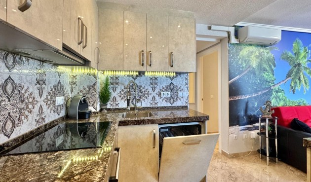 Resale - Apartment -
Torrevieja - Torre La Mata