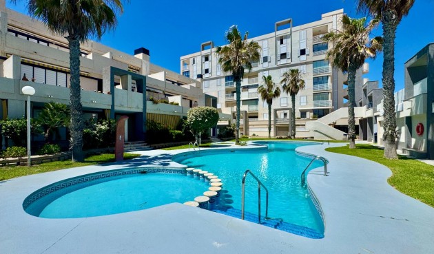 Resale - Apartment -
Torrevieja - Torre La Mata