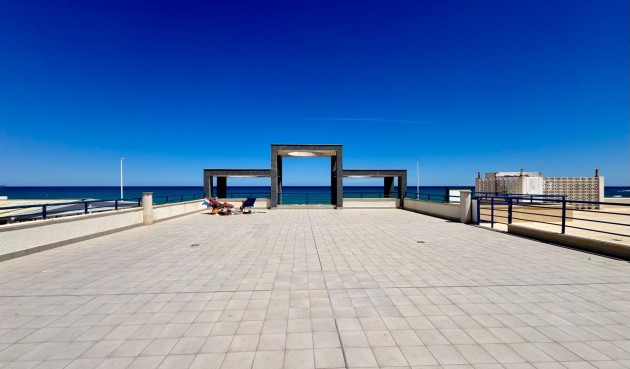 Resale - Apartment -
Torrevieja - Torre La Mata