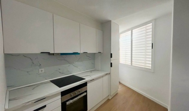 Återförsäljning - Apartment -
La Zenia - Costa Blanca