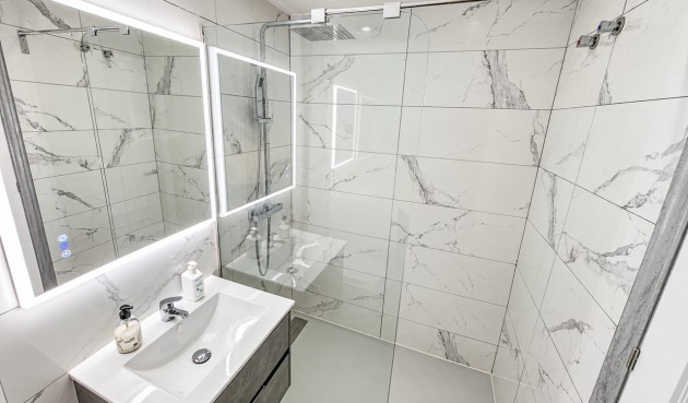 Resale - Apartment -
Vistabella Golf Entre Naranjos - Inland