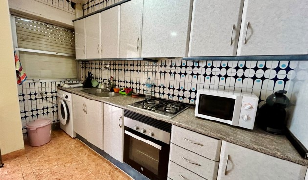 Resale - Apartment -
Torrevieja - Costa Blanca