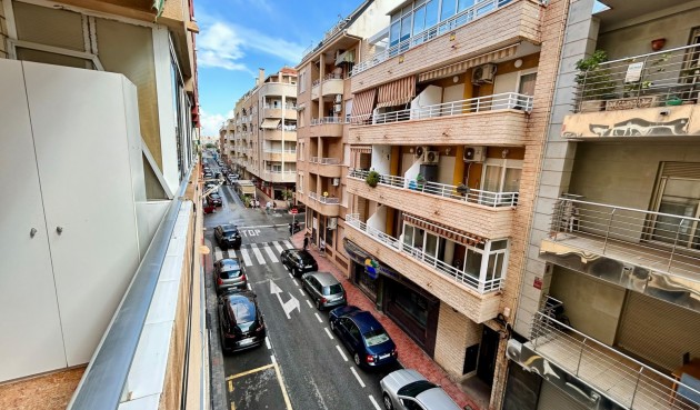 Resale - Apartment -
Torrevieja - Costa Blanca