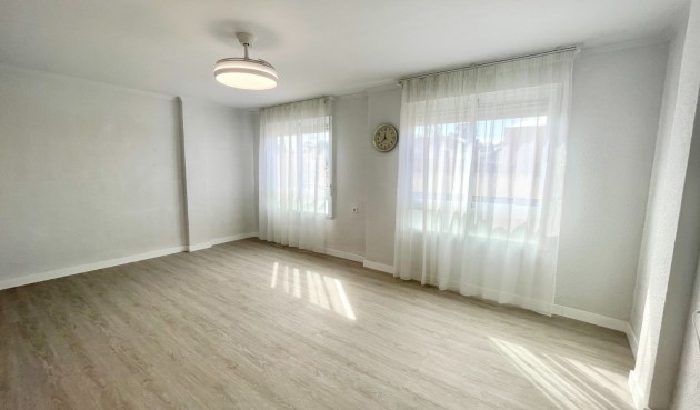 Brukt - Apartment -
Bigastro - Inland