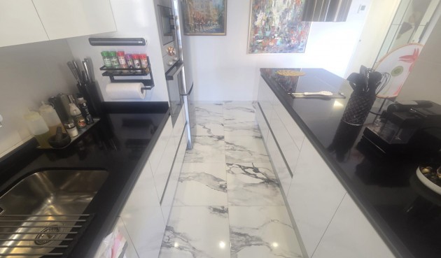Resale - Apartment -
Villamartin - Costa Blanca