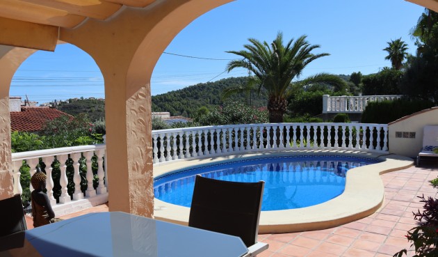 Återförsäljning - Villa -
Orba - Inland
