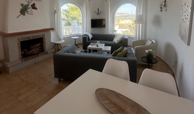 Resale - Villa -
Cumbre del Sol - Costa Blanca