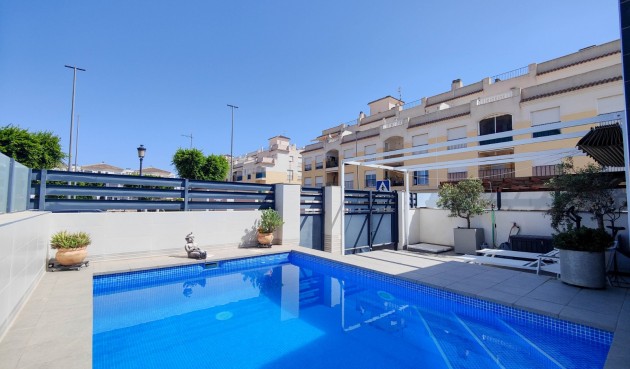 Resale - Villa -
Formentera del Segura - Costa Blanca