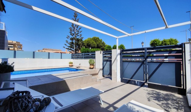 Resale - Villa -
Formentera del Segura - Costa Blanca