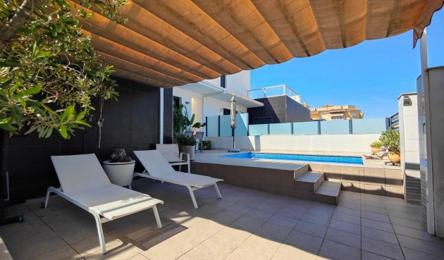 Resale - Villa -
Formentera del Segura - Costa Blanca