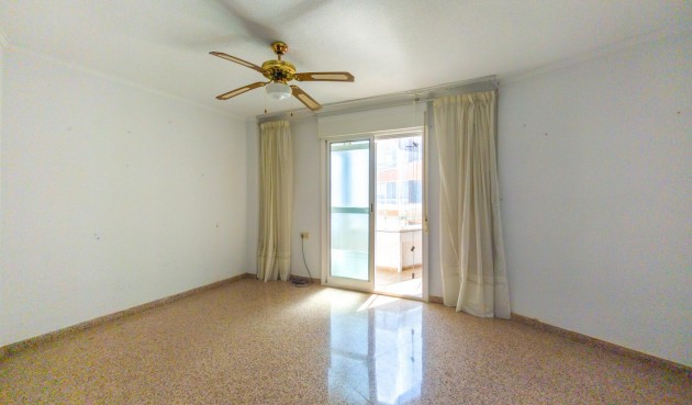 Resale - Apartment -
Torrevieja - La Mata Pueblo
