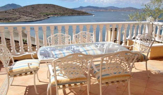 Resale - Villa -
La Manga del Mar Menor - Villa Romana