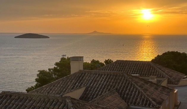 Resale - Villa -
La Manga del Mar Menor - Villa Romana