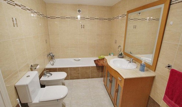 Resale - Villa -
La Manga del Mar Menor - Villa Romana