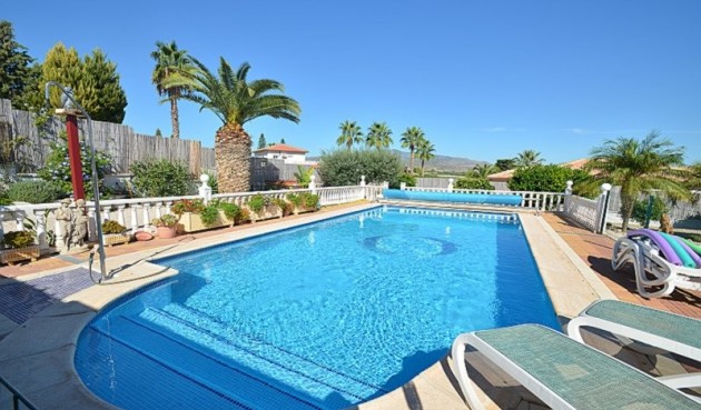 Brukt - Villa -
Campos del Río - Inland