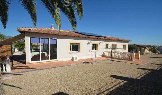 Brukt - Villa -
Campos del Río - Inland