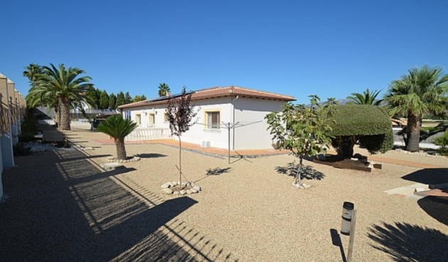 Brukt - Villa -
Campos del Río - Inland