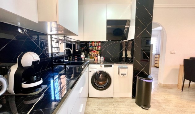 Resale - Apartment -
La Siesta - Costa Blanca