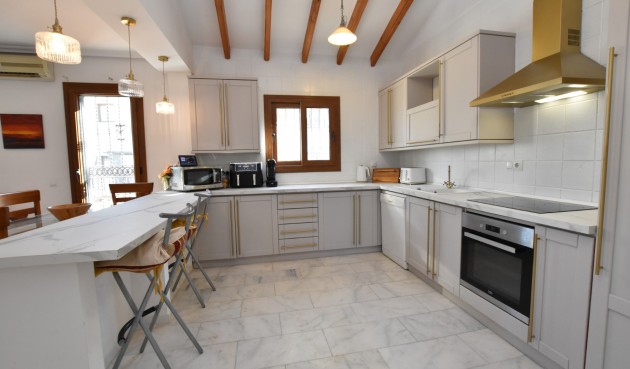 Brukt - Villa -
Algorfa - Inland
