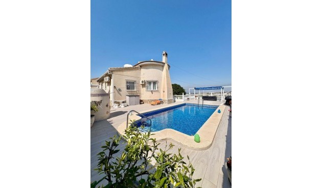Resale - Villa -
Rojales - Costa Blanca