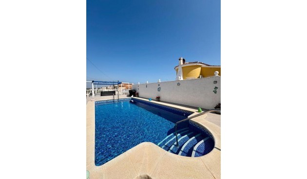 Resale - Villa -
Rojales - Costa Blanca