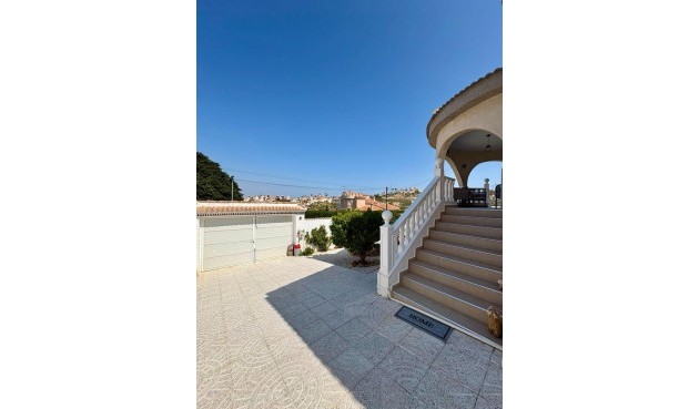 Resale - Villa -
Rojales - Costa Blanca