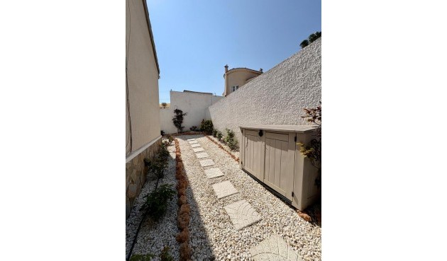 Resale - Villa -
Rojales - Costa Blanca