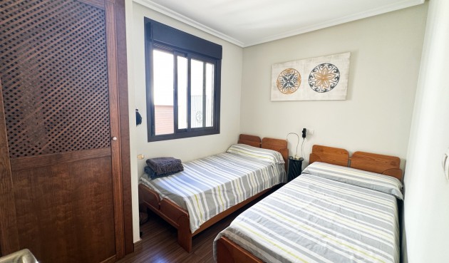 Brukt - Bungalow -
Orihuela Costa - Costa Blanca
