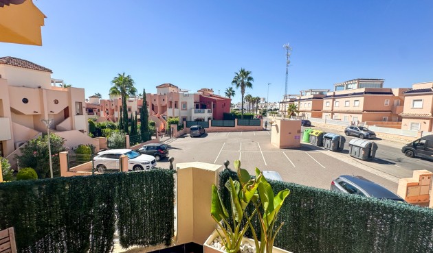 Brukt - Bungalow -
Orihuela Costa - Costa Blanca