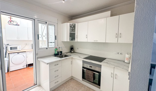 Resale - Town House -
Los Altos - Costa Blanca