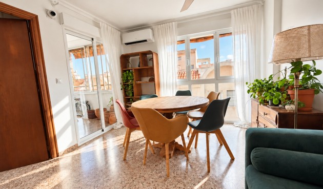 Brukt - Apartment -
Alicante - Costa Blanca