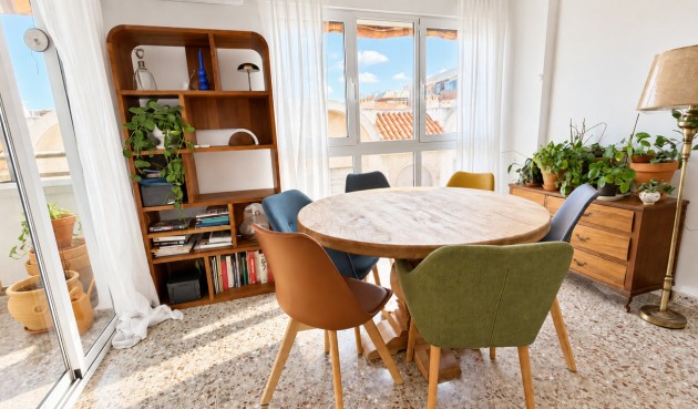 Brukt - Apartment -
Alicante - Costa Blanca