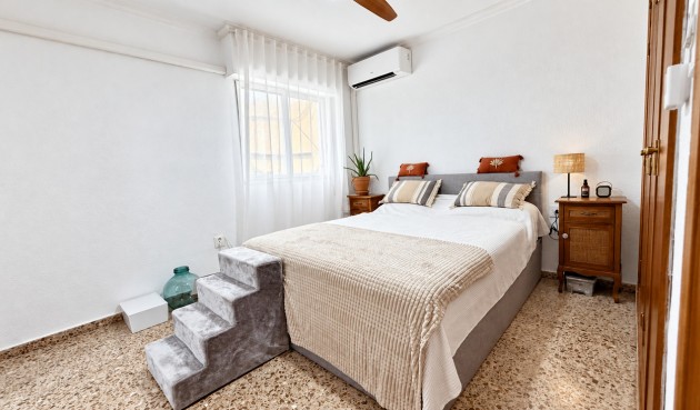 Brukt - Apartment -
Alicante - Costa Blanca