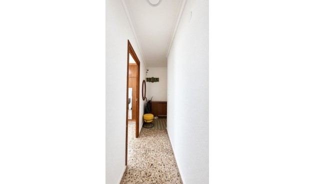 Brukt - Apartment -
Alicante - Costa Blanca