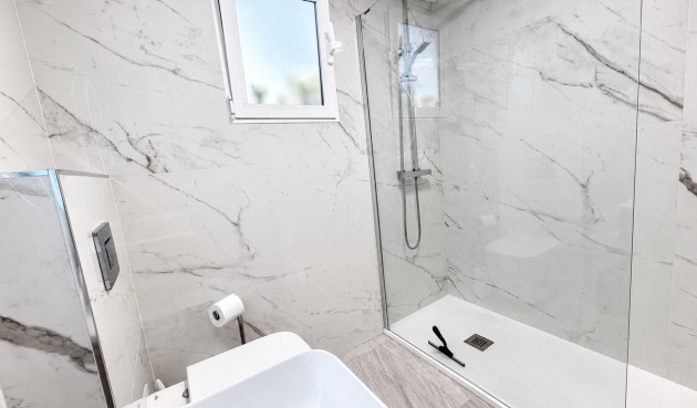 Brukt - Apartment -
Alicante - Costa Blanca