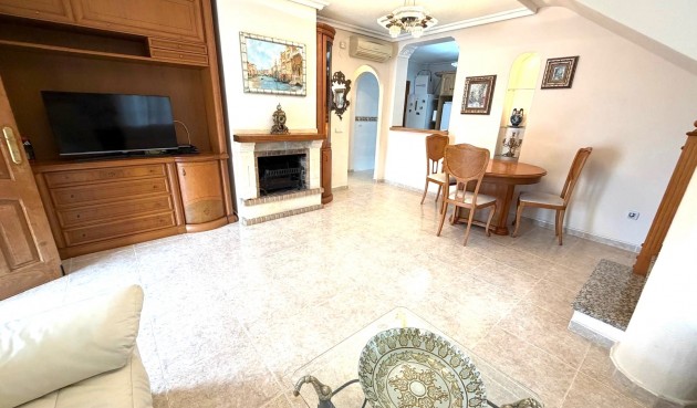 Brukt - Villa -
Orihuela Costa - Costa Blanca