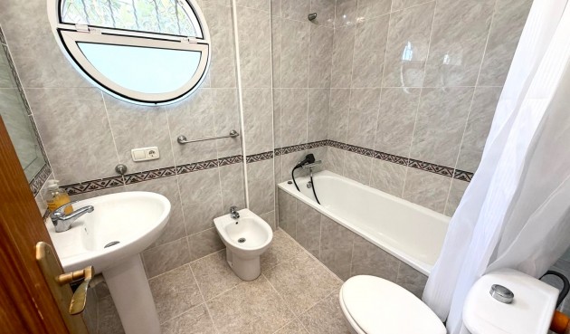 Brukt - Villa -
Orihuela Costa - Costa Blanca