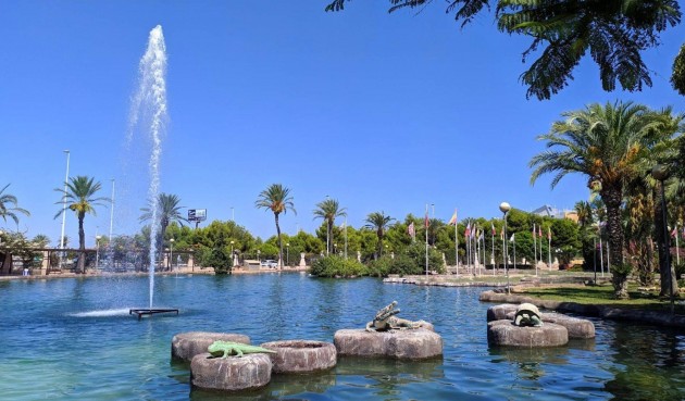 Resale - Apartment -
Torrevieja - PARQUE DE LAS NACIONES