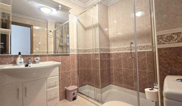 Brukt - Apartment -
Torrevieja - Las Piscinas Naturales