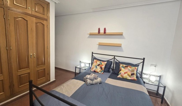 Brukt - Apartment -
Torrevieja - Las Piscinas Naturales